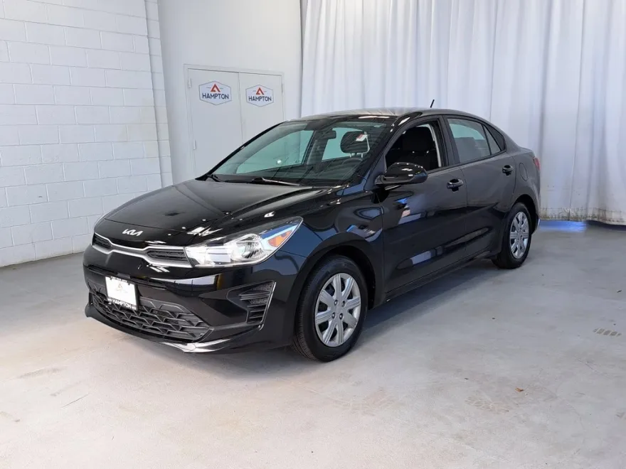 2023 Kia Rio LX S photo 1