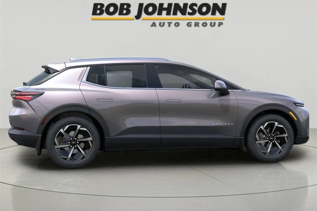 2026 Chevrolet Equinox EV 1LT photo 1