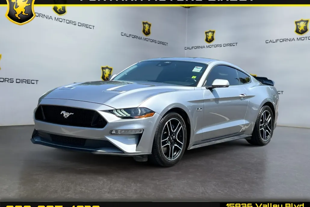2022 Ford Mustang GT photo 1