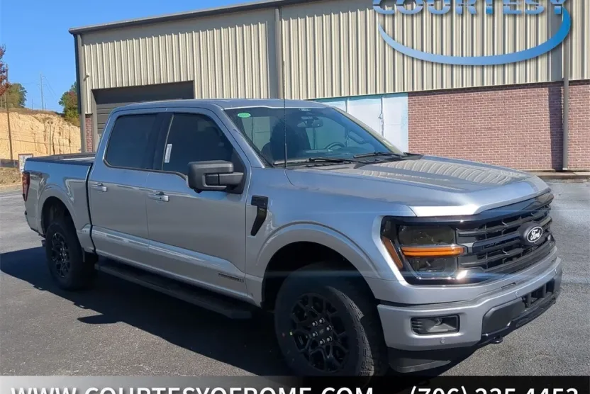 2024 Ford F-150 XLT photo 1