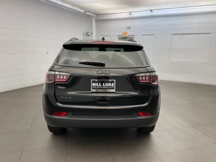 2025 Jeep Compass Altitude Special Edition photo 1