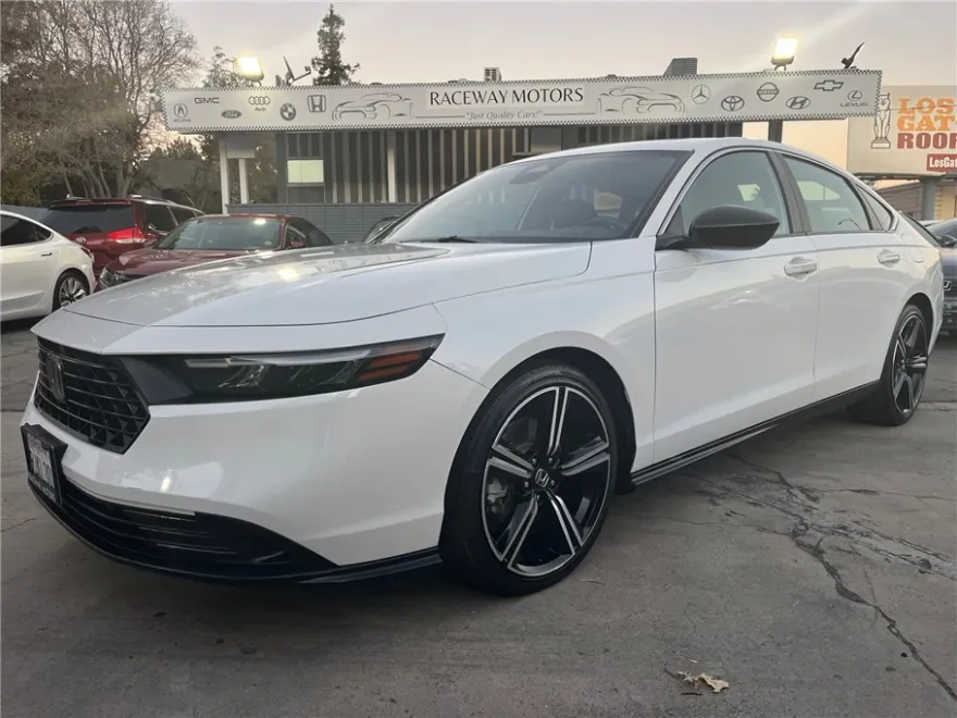 2024 Honda Accord Hybrid Sport photo 1