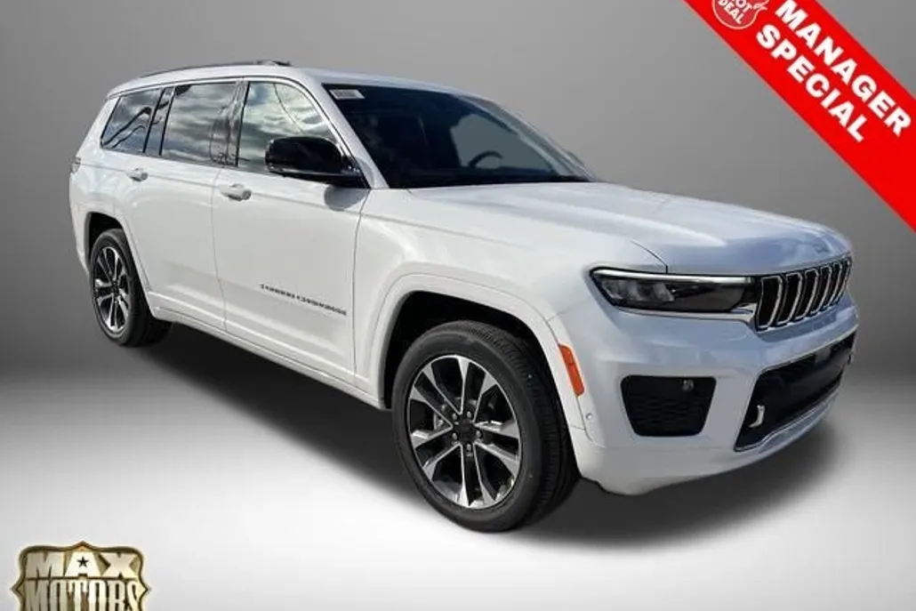 2025 Jeep Grand Cherokee Overland photo 1