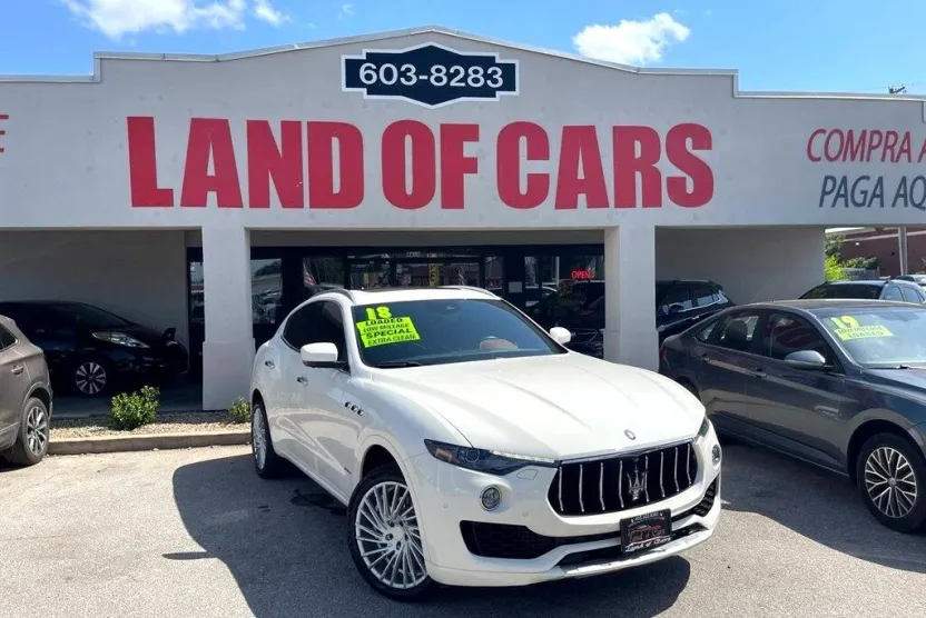 2018 Maserati Levante GranLusso photo 1