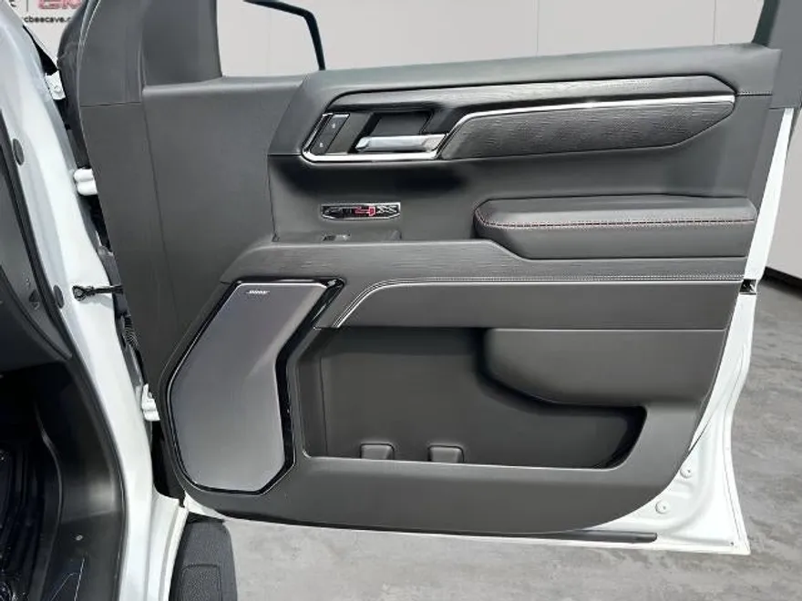 2024 Gmc Sierra 1500 AT4X photo 1