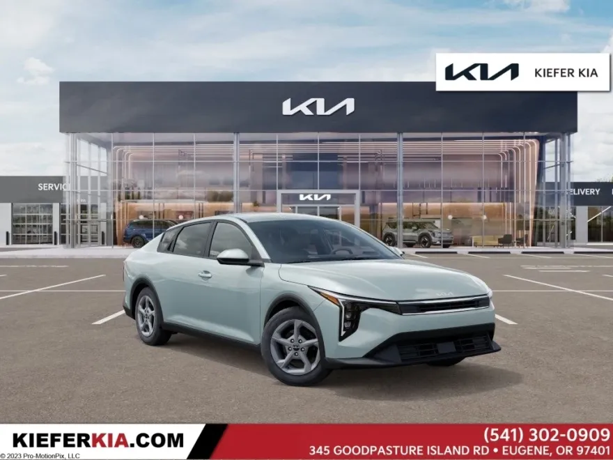 2025 Kia K4 LXS photo 1
