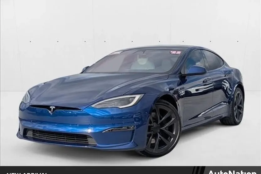 2022 Tesla Model S Plaid photo 1
