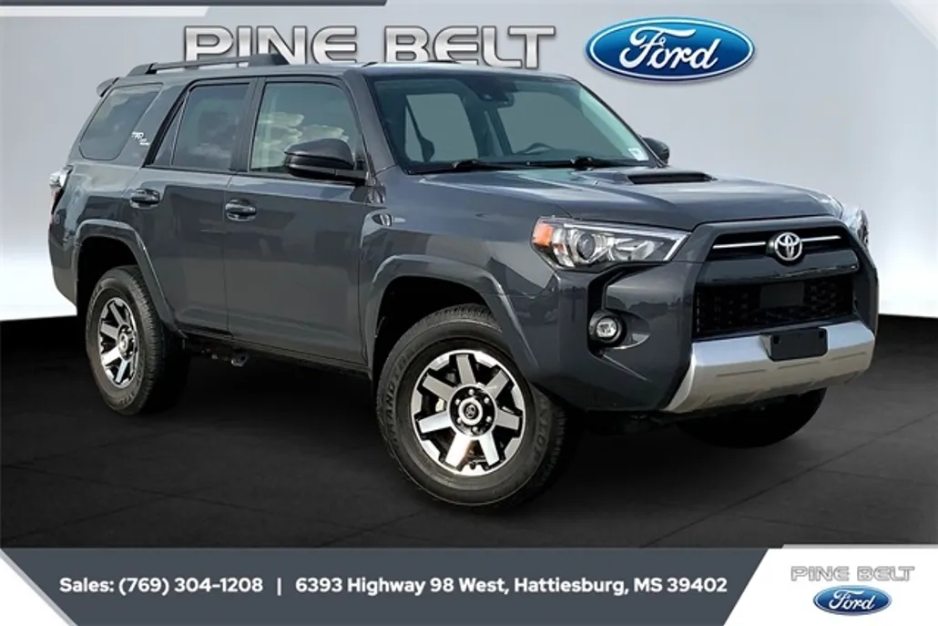 2024 Toyota 4Runner TRD Off-Road photo 1