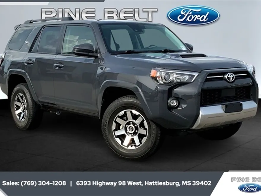 2024 Toyota 4Runner TRD Off-Road photo 1