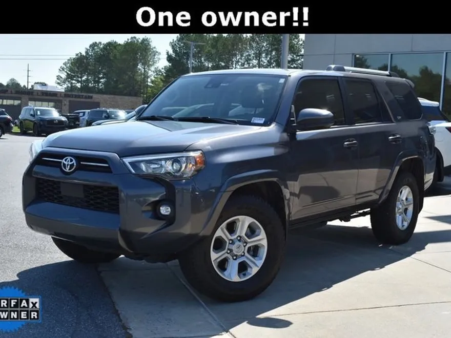 2022 Toyota 4Runner SR5 2WD photo 1