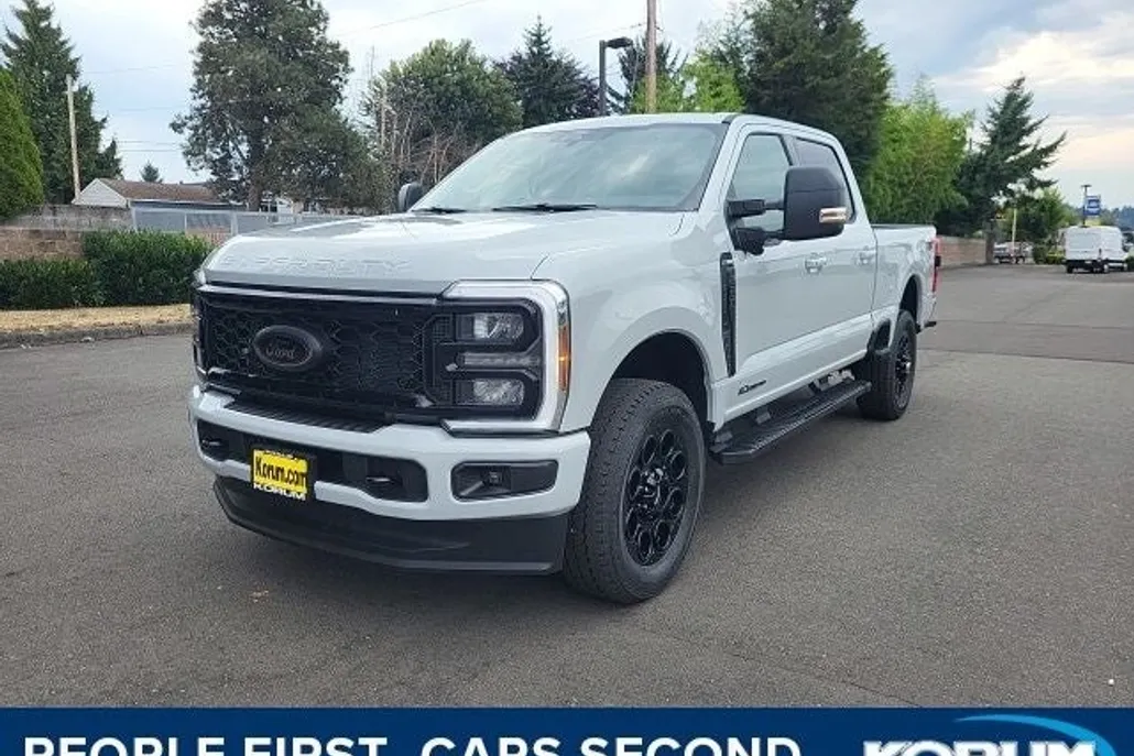2025 Ford F-350 photo 1