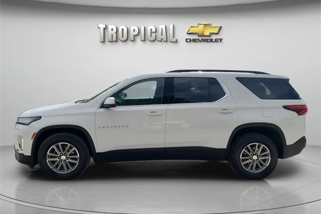2023 Chevrolet Traverse Cloth photo 1