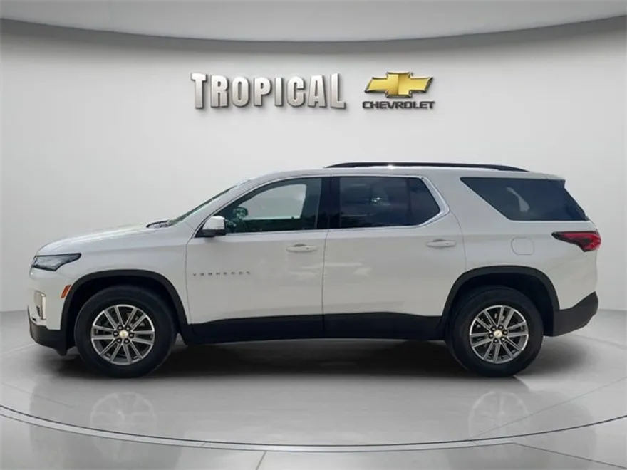 2023 Chevrolet Traverse Cloth photo 1
