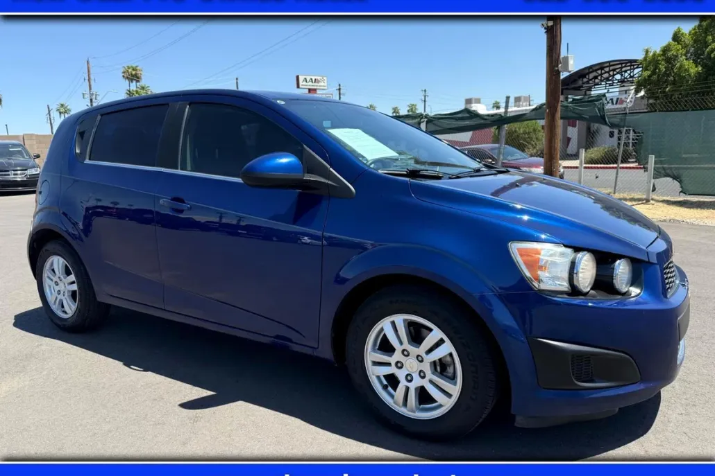 2013 Chevrolet Sonic LT photo 1