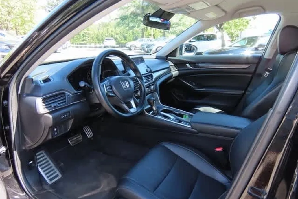 2022 Honda Accord Sport SE photo 1
