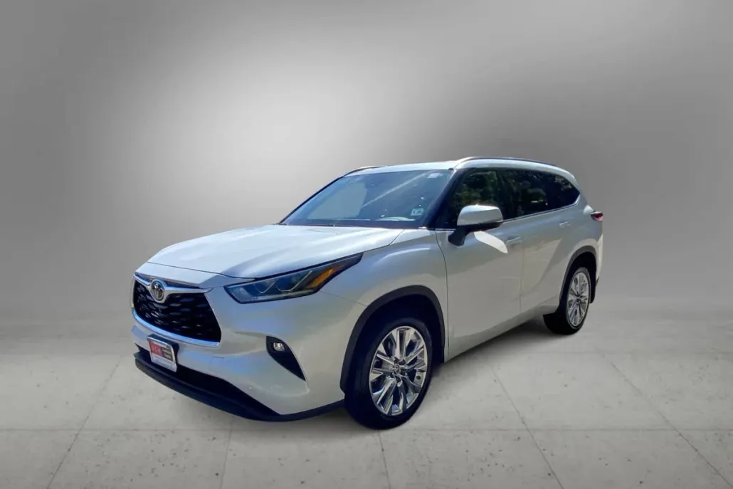 2023 Toyota Highlander Limited Platinum XLE XSE photo 1