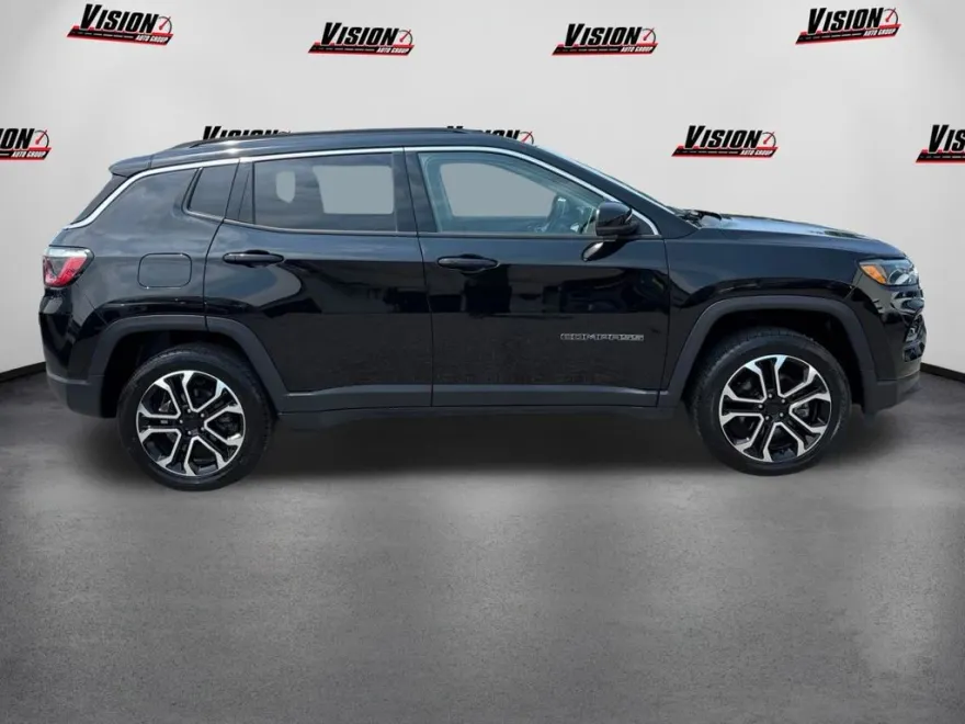 2022 Jeep Compass Limited photo 1