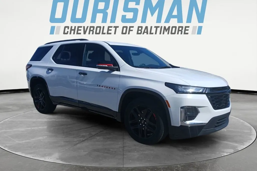 2022 Chevrolet Traverse Premier photo 1