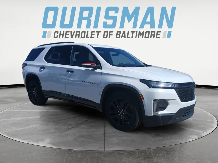 2022 Chevrolet Traverse Premier photo 1
