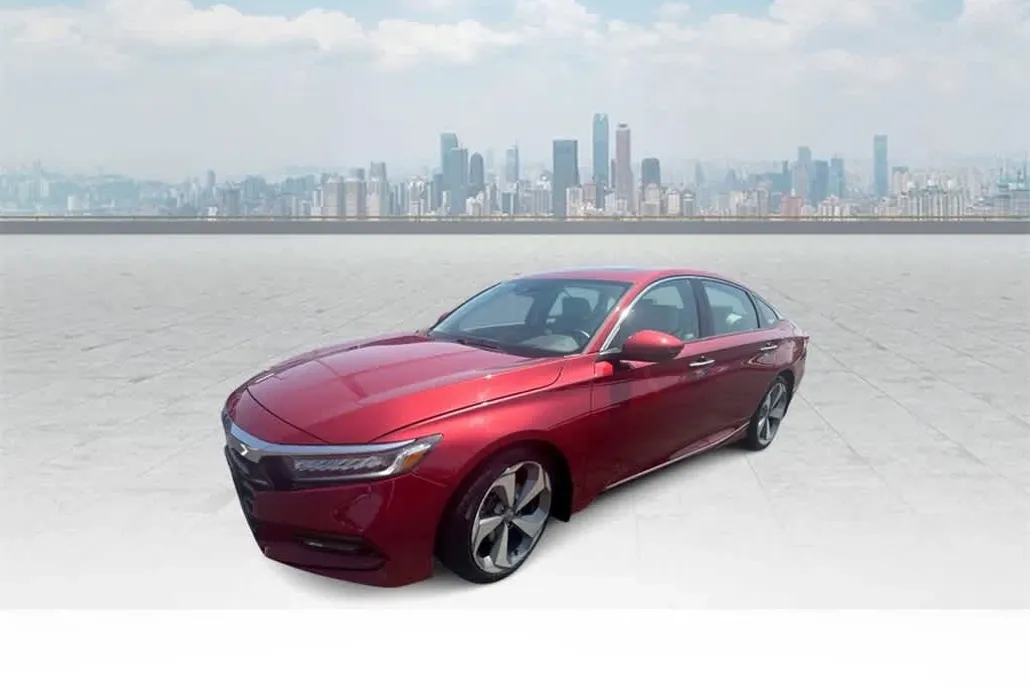 2018 Honda Accord Touring 2.0T photo 1