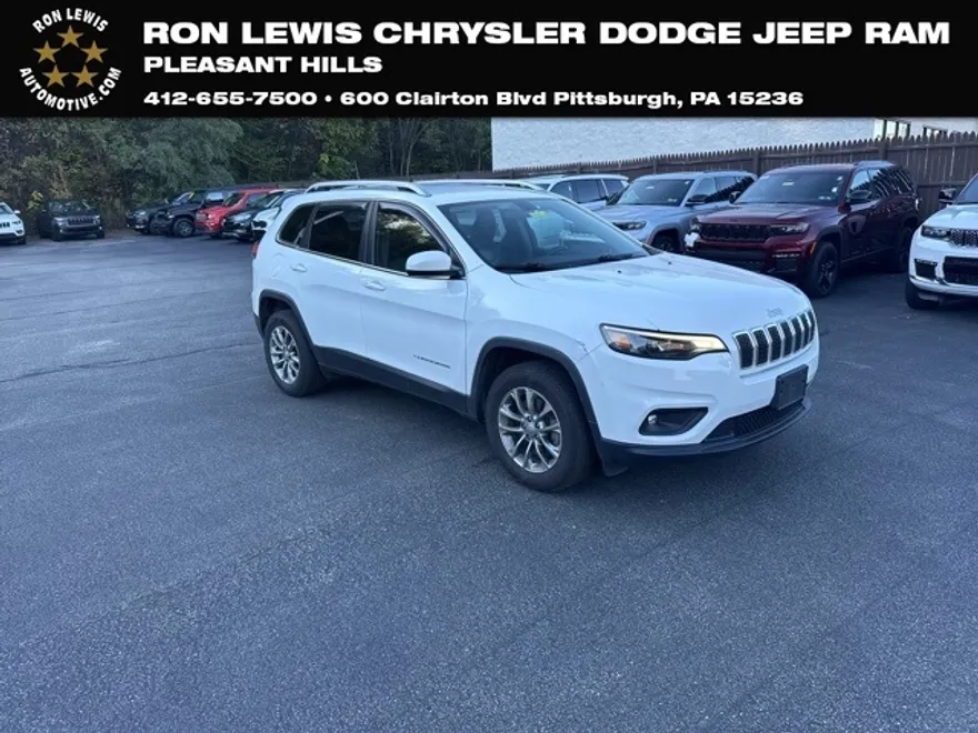 2019 Jeep Cherokee Latitude photo 1