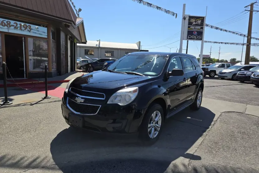 2015 Chevrolet Equinox LS photo 1