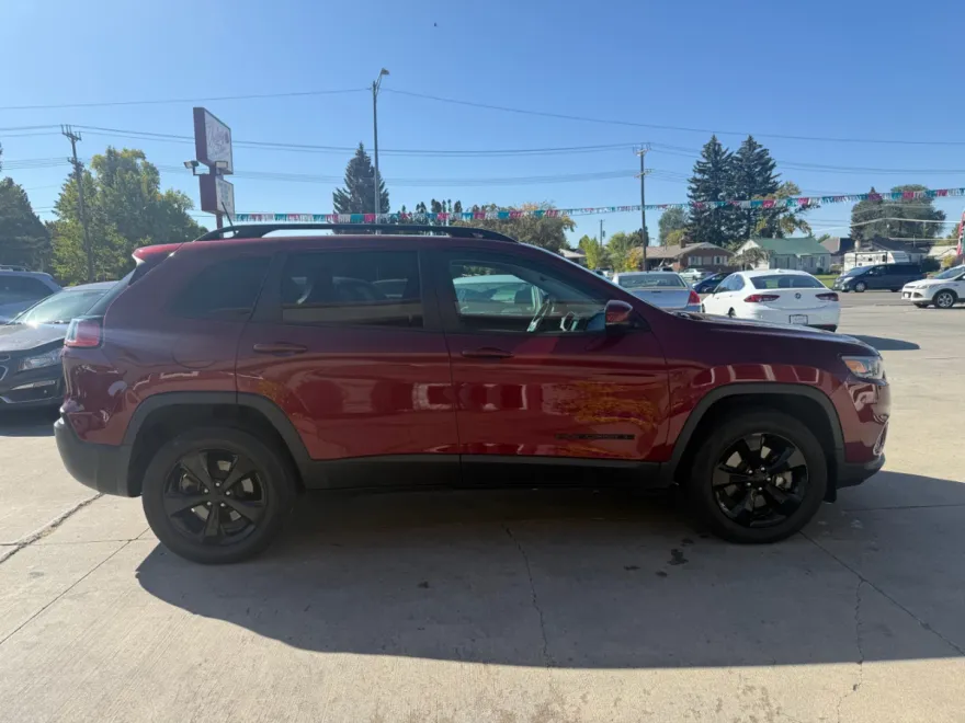 2019 Jeep Cherokee Latitude photo 1
