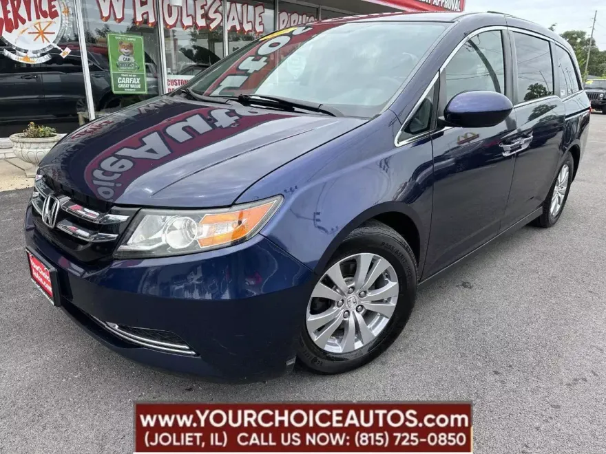 2016 Honda Odyssey SE photo 1
