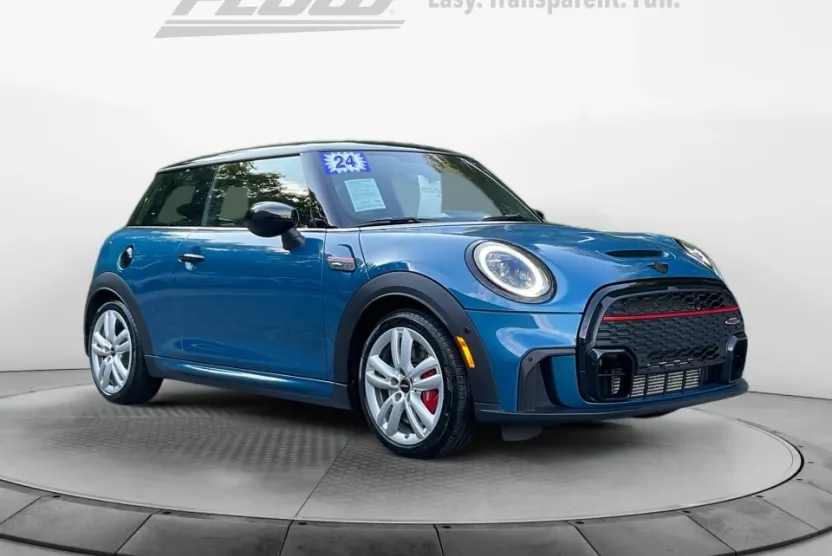 2024 Mini Cooper Hardtop John Cooper Works photo 1