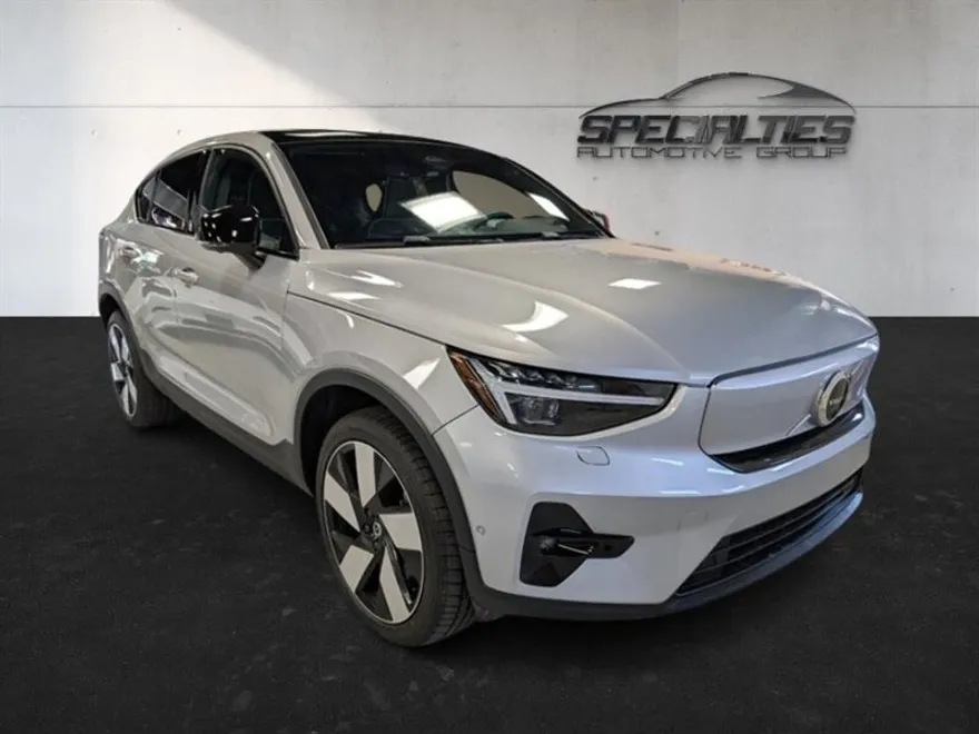 2023 Volvo C40 Recharge Ultimate photo 1