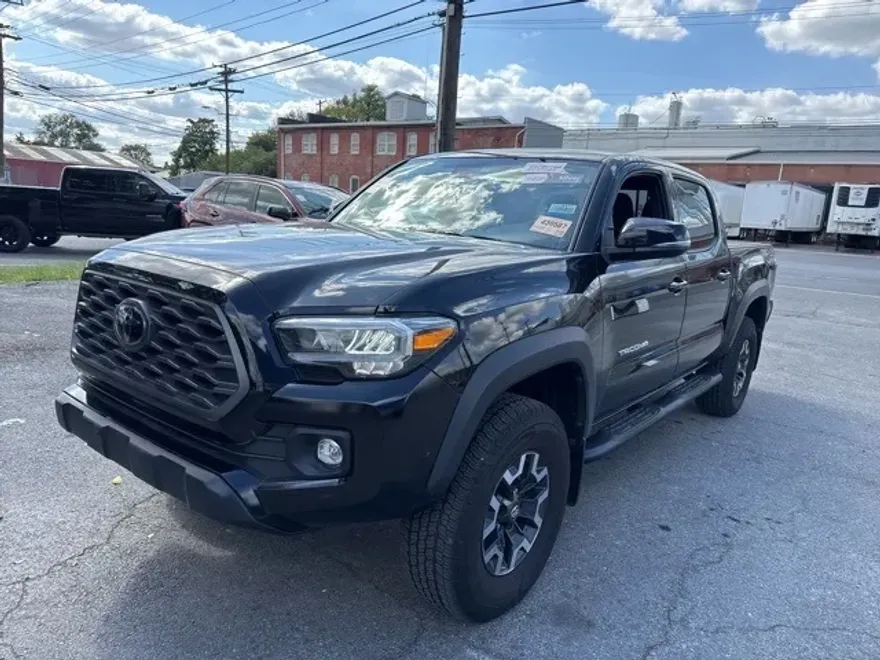 2021 Toyota Tacoma TRD Off-Road photo 1