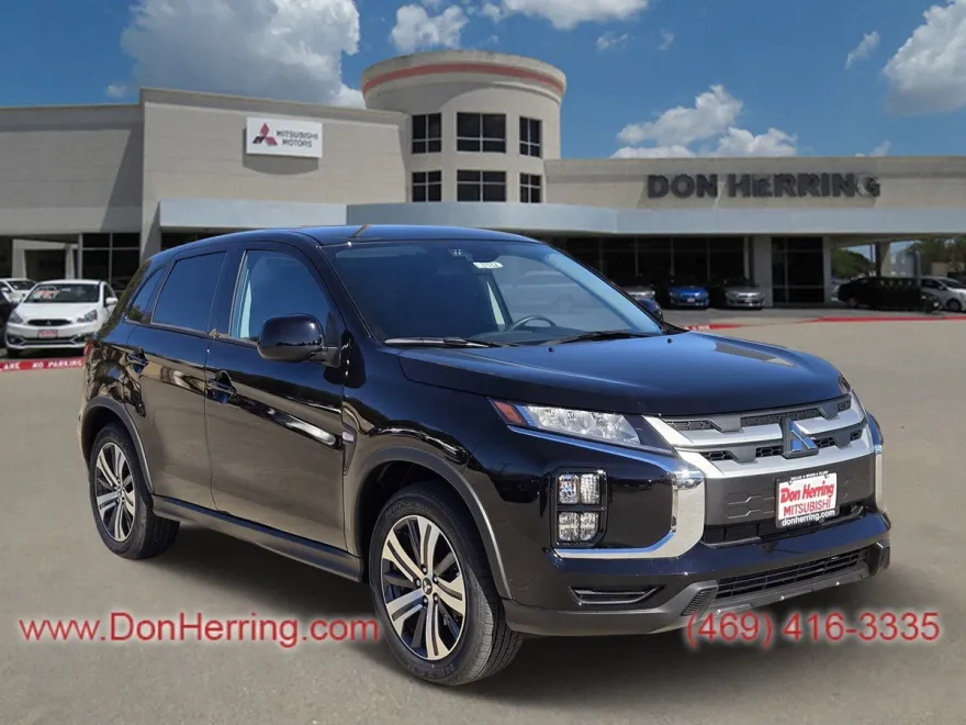 2024 Mitsubishi Outlander Sport ES photo 1