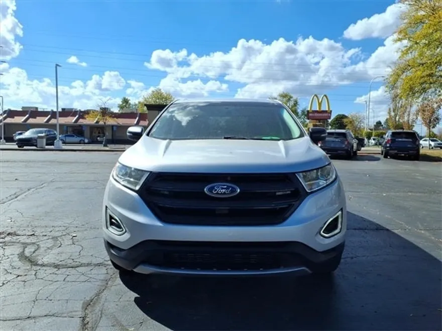 2018 Ford Edge SEL photo 1