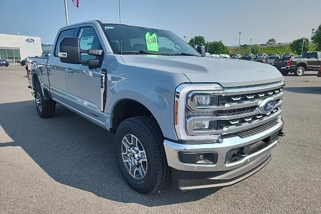 2025 Ford F-250 photo 1