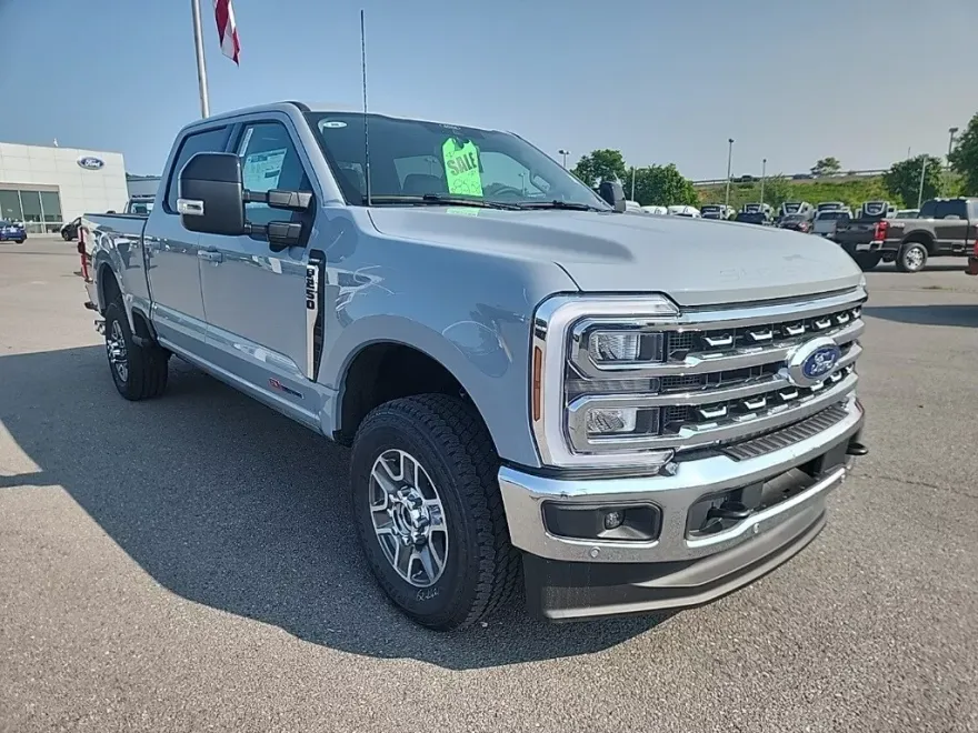 2025 Ford F-250 photo 1