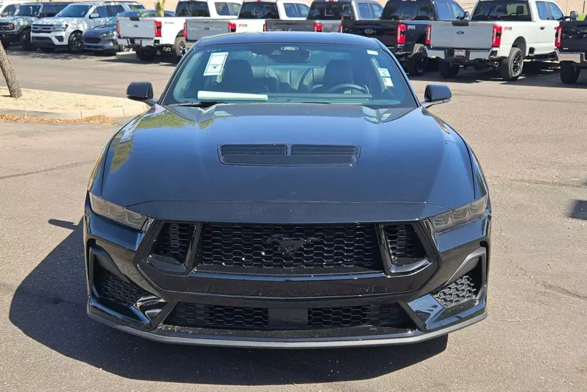 2025 Ford Mustang GT Premium photo 1