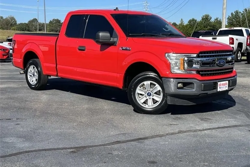 2020 Ford F-150 XLT photo 1