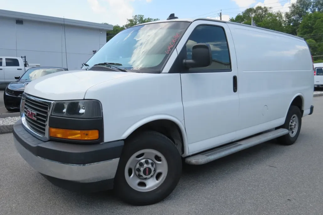 2023 Gmc Savana Cargo 2500 photo 1