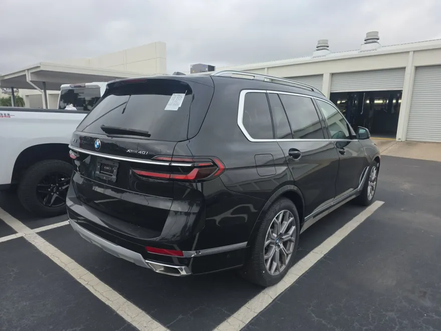 2025 Bmw X7 xDrive40i photo 1
