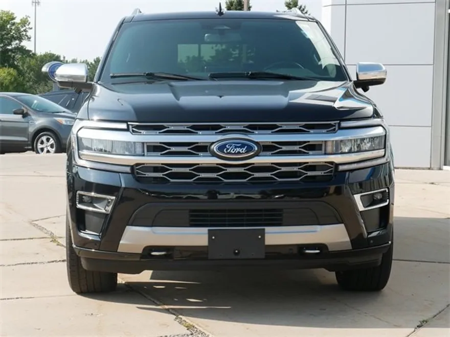 2022 Ford Expedition Platinum photo 1