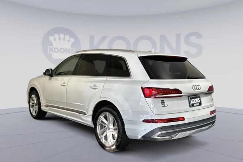 2022 Audi Q7 Premium Plus photo 1