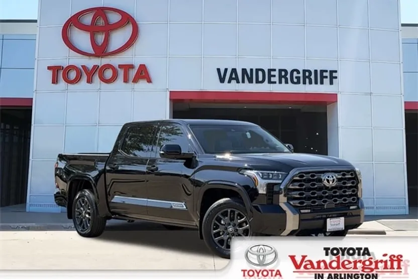 2026 Toyota Tundra Platinum photo 1