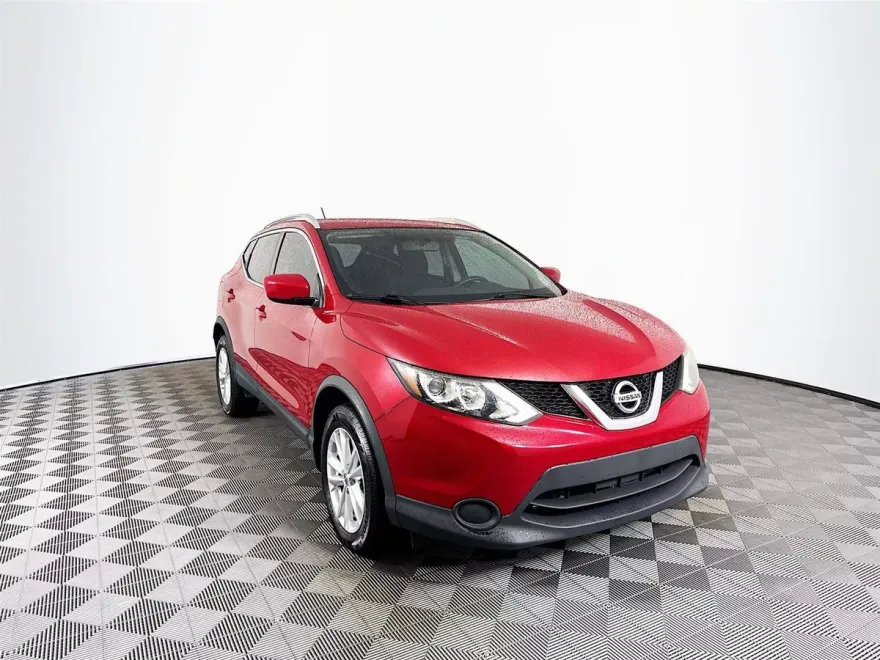 2017 Nissan Rogue Sport S photo 1