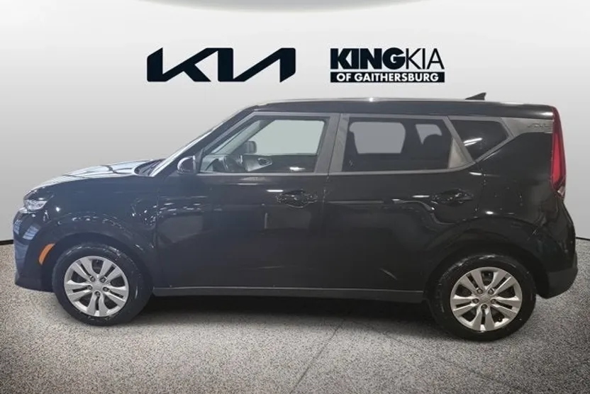 2021 Kia Soul LX photo 1