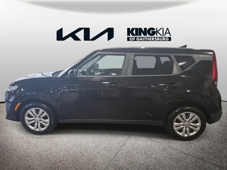 2021 Kia Soul LX photo 1