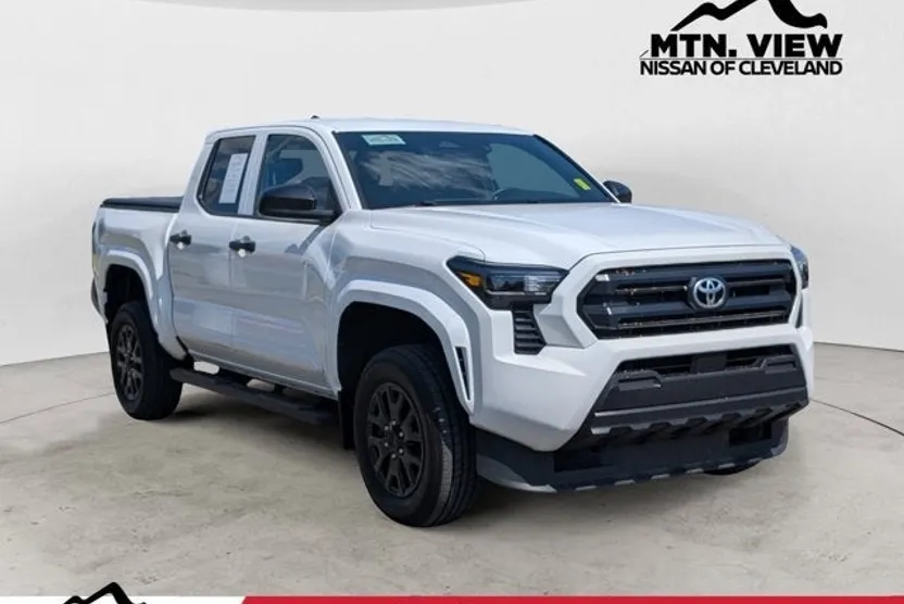 2024 Toyota Tacoma 4x4 SR photo 1