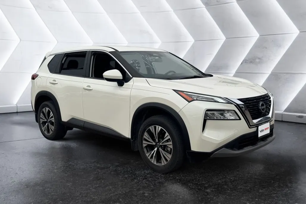 2023 Nissan Rogue SV photo 1