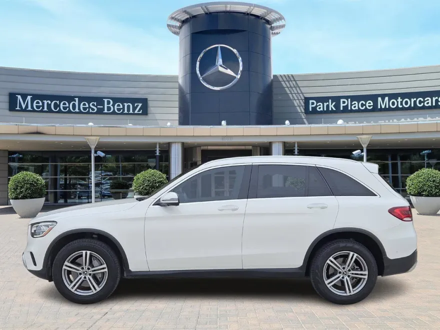 2022 Mercedes Benz GLC 300 photo 1