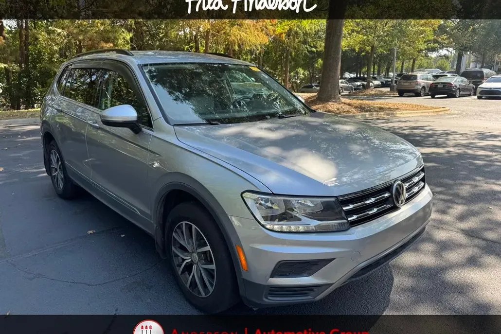 2020 Volkswagen Tiguan SE photo 1