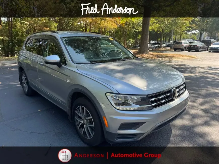 2020 Volkswagen Tiguan SE photo 1
